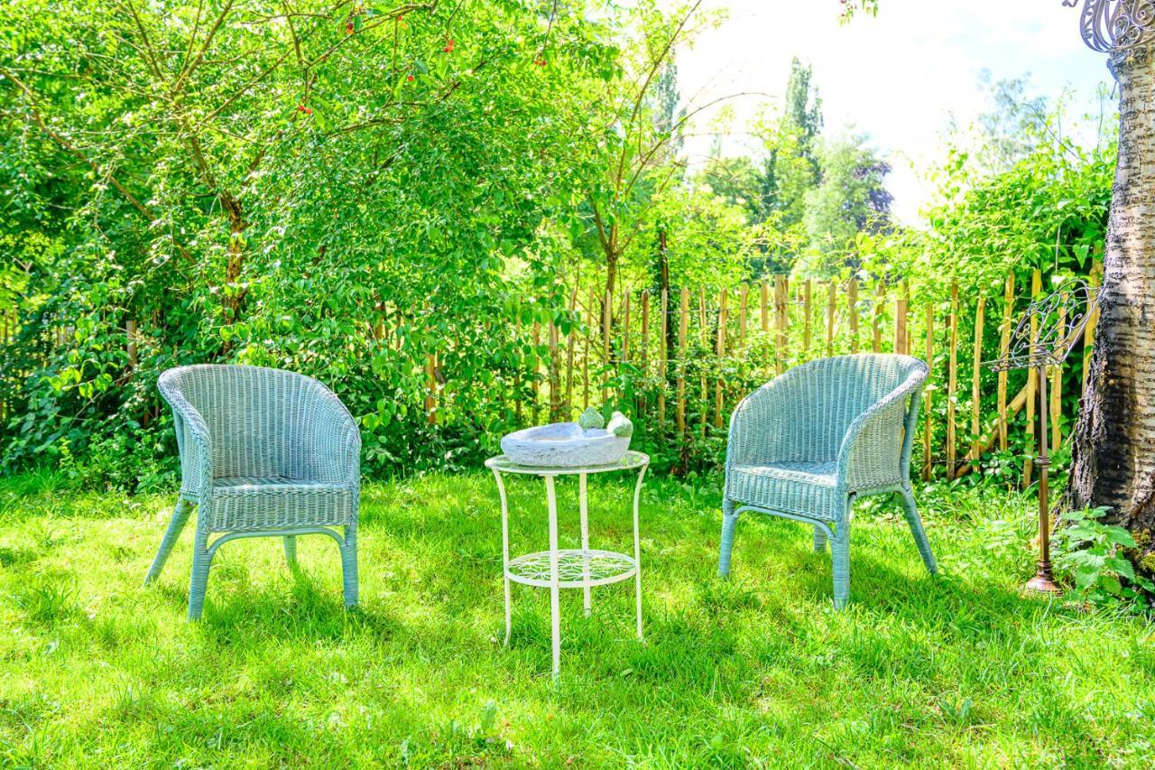 Le Gite Du Jardin Des Secrets Namur Bagian luar foto